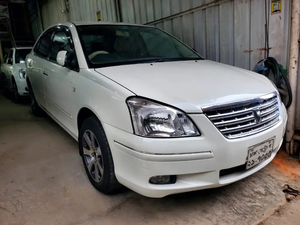 Toyota F Premio 2005